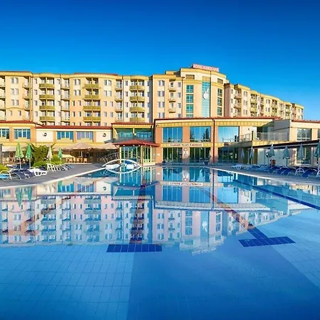 Constantia Wellness شقة فندقية